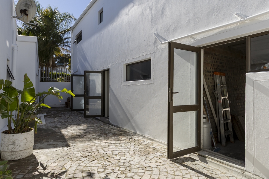 5 Bedroom Property for Sale in Strand Central Western Cape